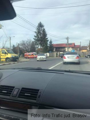 BRAȘOV. ULTIMA ORĂ. Copil rănit ușor într-un accident, la intrare în Săcele! (FOTO) 1 FB_IMG_1573909525868_275079.jpg