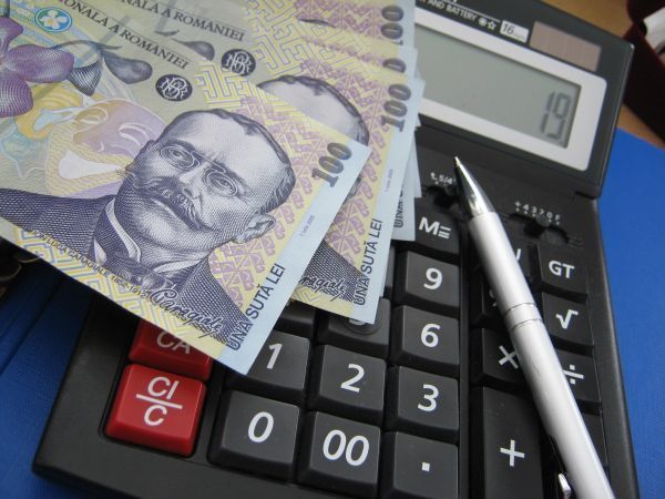 REALITATE. Ministrul Finanţelor şi guvernatorul BNR sunt îngrijoraţi din cauza deficitului bugetar 1 finante3.jpg