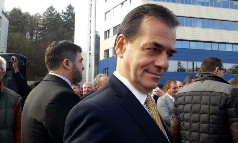 CUM ARATĂ soția lui Ludovic Orban?!... (FOTO 2) 1 orban_15.jpg
