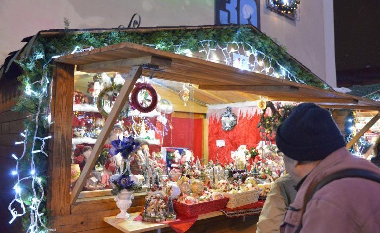BRAȘOV. Târgul de Crăciun NU SE ÎNCHIDE astăzi! 1 targuldecraciun.jpg