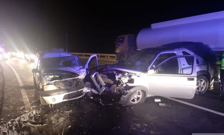 BRAȘOV. ULTIMA ORĂ. Accident cu patru victime, două încarcerate, pe Valea Bogății! Update: Două persoane vor fi transportate la spital (FOTO) 1 whatsappimage2019-11-29at18-30-37.jpeg