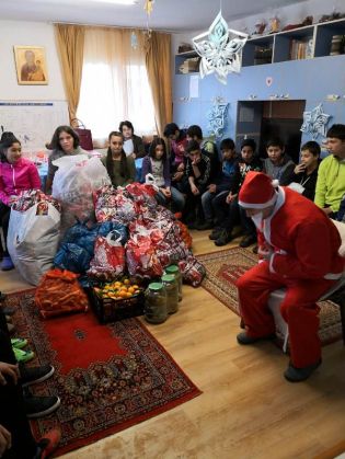 Sacul-Mos-Craciun (6)_261070.jpeg