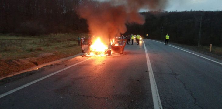 WhatsApp Image 2019-12-22 at 17.00.02_276417.jpeg