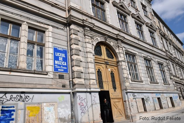 liceul de muzica cladirea 2_207513.JPG