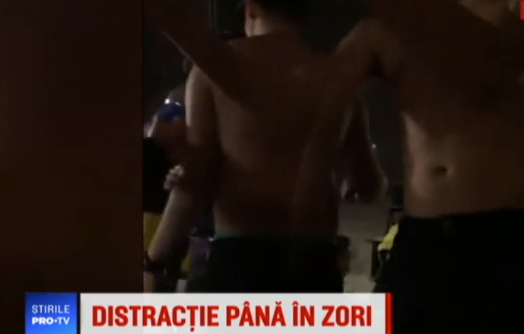 În Poiana Brașov, dans la bustul gol 1 poiana_2.png