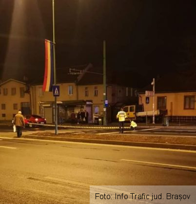 BRAȘOV. Tânăr accidentat de un autoturism, pe Bulevardul Griviței (FOTO) 1 20200126_202645_277445.jpg