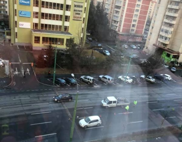 Update. BRAŞOV. Denivelările artificiale de la „Meşotă”, puse şi scoase în aceeaşi zi (FOTO) 1 limitatorscos.jpg