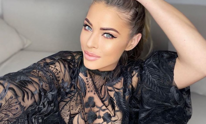 Roxana Nemeș a fost cerută în căsătorie! Cum arată bărbatul care i-a cucerit inima (FOTO) 1 nemes_2.jpg