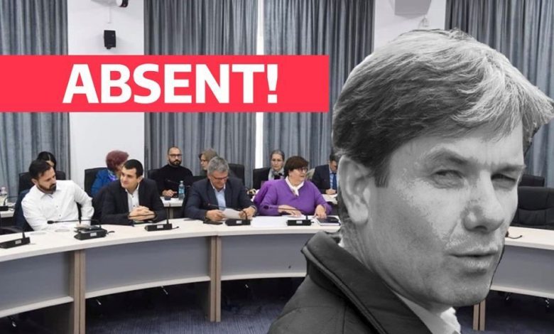 POLUAREA de la BRAȘOV. „Primarul George Scripcaru fuge de răspundere” 1 scripcaru-absent.jpg