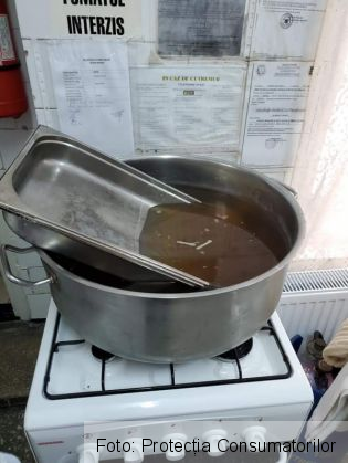 BRAȘOV. Avocatul Poporului s-a sesizat în cazul căminului insalubru de la Timișul de Sus 1 FB_IMG_1580568286214_277654.jpg