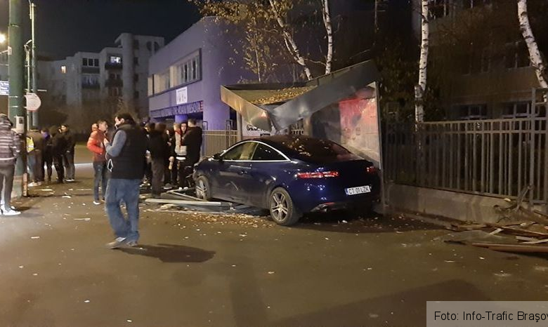BRAȘOV. De mâine se mută stația RATBV „Meșotă” / Ce autobuze vor opri acolo 1 accidentmesota_4.jpg