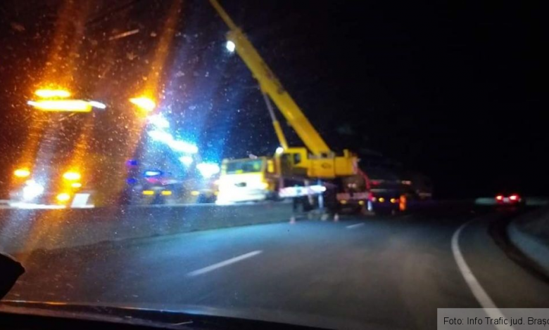 BRAȘOV. Intervenție pe DN 13! O autocisternă a ieșit în decor (FOTO) 1 fb-img-1581702873052.jpg