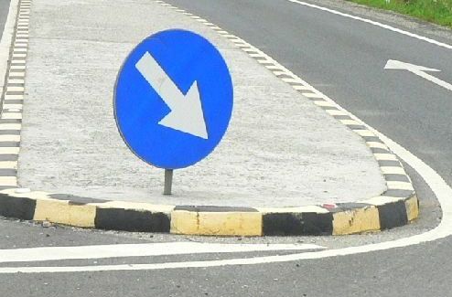BRAȘOV. Scuar pe DN 73, ca pe alte artere din oraș 1 scuar.jpg