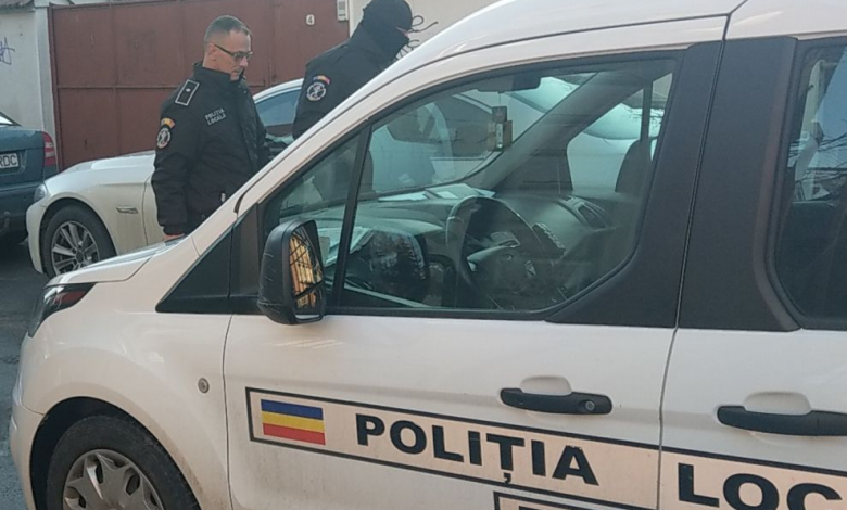 Update. BRAȘOV. Bărbatul care s-a masturbat în fața copiilor, suspectat și de tentativă de furt din... școală 1 whatsappimage2020-02-11at08-55-282.jpeg