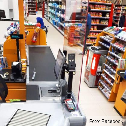 Carrefour, măsuri pentru reducerea contactului dintre clienți și dintre clienți și angajați 1 FB_IMG_1584374289144_278884.jpg