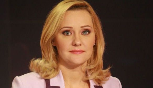 Elena Lasconi ar fi demisionat: „Mie îmi e scârbă” 3 elenalasconi_2.jpg