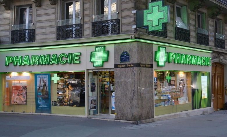 CORONAVIRUS. În farmaciile din Franța se... 1 pharmacie.jpg