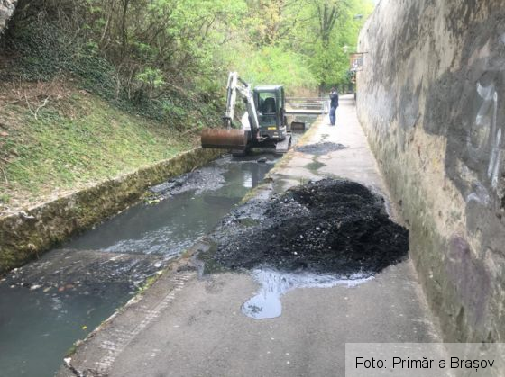 BRAȘOV. Peste 90 de clădiri din Șchei deversează apa menajeră în pârâul Graft / Compania Apa, proiect pentru rezolvarea problemei (FOTO) 1 WhatsApp Image 2020-04-28 at 14.46.54_280179.jpeg