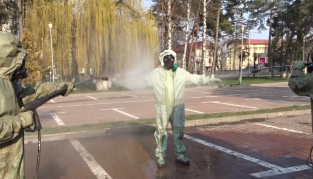 COVID-19. Medic militar BRAȘOVEAN: „Suntem foarte vulnerabili la contaminare” 1 dezinfectiesuceava.png