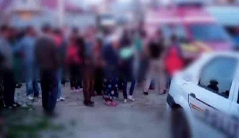 BRAȘOV. „Focar” de revoltă a romilor la Teliu. Prefectul a făcut o deplasare în teren 1 revolta-romi.jpeg