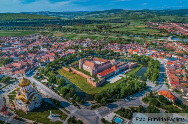 BRAȘOV. Cetatea Făgăraș, consolidată și restaurată cu 29,1 milioane de lei / Va fi singura din România cu... 1 FB_IMG_1589993712734_280711.jpg
