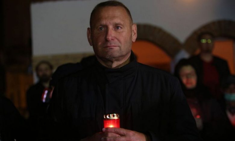 Viorel Cataramă, fără mască la „Învierea” de la malul mării 1 catarama_7.jpg