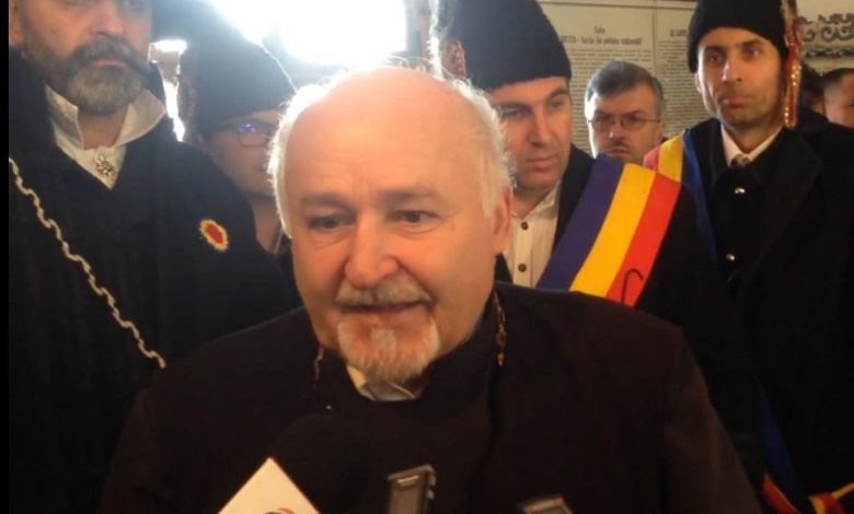BRAȘOV. Prof. pr. Vasile Oltean nu mai e director al Muzeului Primei Școli Românești 1 oltean.jpg