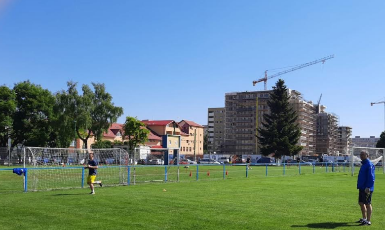 BRAȘOV. ACS Steagul Roșu SUSȚINE Corona!!! 1 fotbalcorona1.png