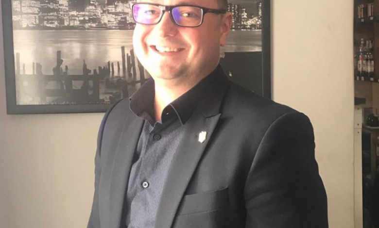 După COVID-19, Cosmin Boricean, subprefect de Covasna: „Învăţ să respir, să merg / După 10 paşi stau 15 minute să îmi regăsesc suflul... Vă rog să mă credeţi că este groaznic” 1 cosminboricean.jpg