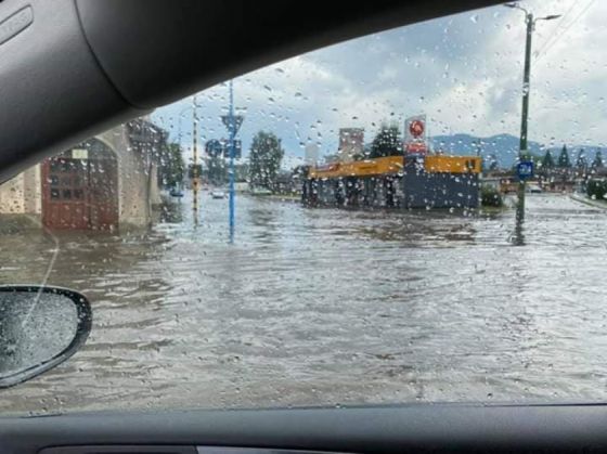 BRAȘOV. Noua baltă de pescuit a orașului 1 inundatie-Stadion_281931.jpg