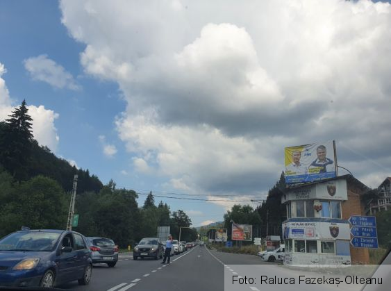 BRAȘOV. Polițiștii rutieri sunt prezenți pe DN 1 și la intersecția DN 73 cu DN 73A 1 20200823_151126_282698.jpg
