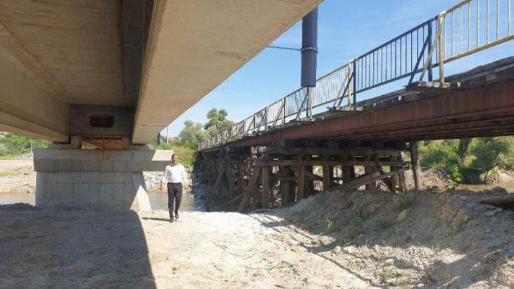 BRAȘOV. Podul „provizoriu” de 100 de ani își trăiește ultimele luni 1 pod-Halmeag2_282311.jpg