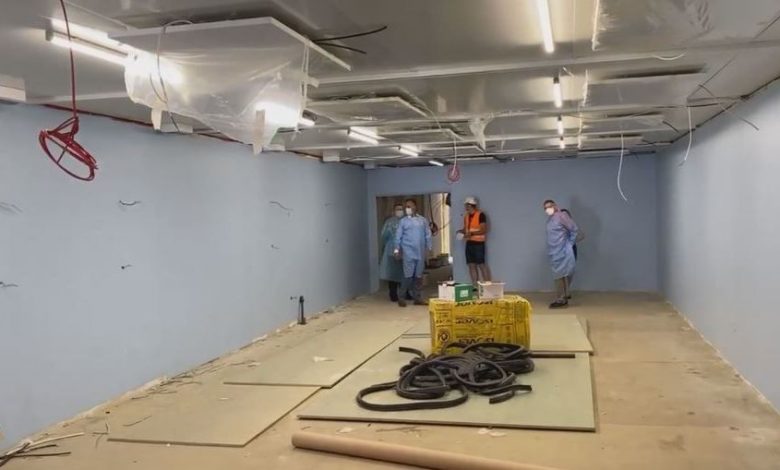 BRAȘOV. Raed Arafat vine pe șantierul modularului ATI COVID din curtea Județeanului 1 santier-modular.jpg