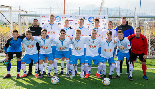 BRAȘOV - LIGA 3. ACS Kids Tâmpa, noutate pe model suedez! Director tehnic, un profesionist cunoscut! 1 kidstampa.png