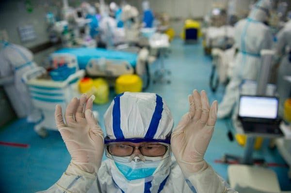 Cum AU CÂȘTIGAT „unii” bani frumoși în perioada stării de urgență?!... Din RAPORTUL Curții de Conturi 1 coronavirus-4.jpg