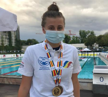 Sportivă de la CORONA BRAȘOV, 4 medalii la Campionatele Naționale! La 16 ani, PE PODIUM la seniori! 1 maticiuc_2.png