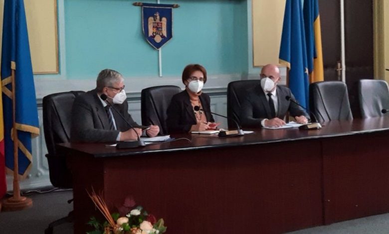 CORONAVIRUS BRAȘOV. Dr. Neculau, despre reorganizarea spitalelor din județ! 20 de noi locuri! Probleme la ATI! 1 neculauprefectura.jpg