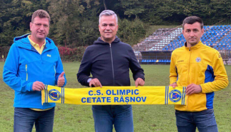 Adrian Veștea a fost prezent la meciul Râșnovului cu Corona! Președintele CJ a vorbit și despre... SR Brașov! 1 vestearasnov.png