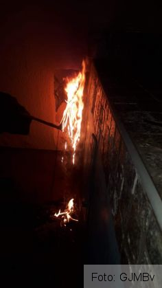BRAȘOV. Campion din cadrul Grupării de Jandarmi, intervenție rapidă la un incendiu! (Galerie FOTO) 1 FB_IMG_1607547233264_284943.jpg