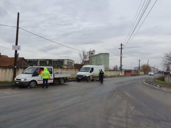 BRAȘOV. Polițiștii au intensificat controalele pentru combaterea delictelor silvice (Galerie FOTO) 1 IMG-20201212-WA0010_285002.jpg