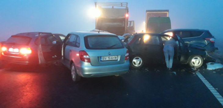 BRAȘOV. FOTO - VIDEO. Patru victime la spital, după un carambol / Și alte coliziuni pe Ocolitoare!!! 23 de mașini implicate 1 IMG-20210106-WA0000_285560.jpg