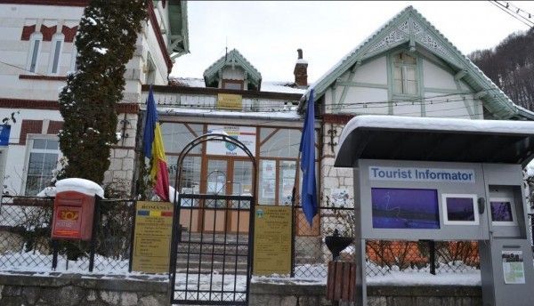 CORONAVIRUS BRAȘOV. Branul s-a „închis” din nou, Tărlungeniul a ieșit din „scenariul roșu” 1 primaria-bran-iarna.jpg