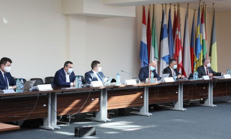 BRAȘOV. Bani pentru autostrăzi, tren metropolitan, tren spre aeroport și alte proiecte de anvergură 1 ghineasedinta.jpg