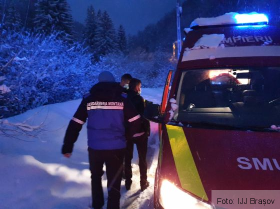 BRAȘOV. Tentativă de sinucidere în zona „Prăpăstiile Zărneștilor” (Galerie FOTO) 1 IMG-20210320-WA0003_287051.jpg