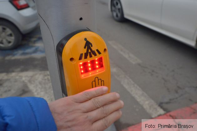 BRAȘOV. Mai puține limitatoare de viteză, dar mai multe semafoare și sisteme de iluminat / Ce treceri de pietoni sunt incluse în programul Primăriei 1 WhatsApp Image 2021-03-10 at 16.07.32_286834.jpeg