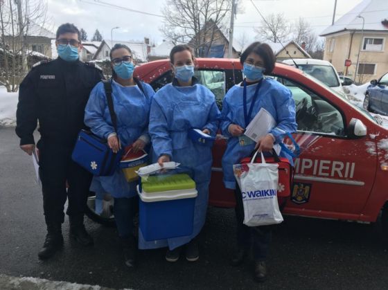 COVID-19 BRAȘOV. Vaccinați la domiciliu 1 echipe-mobile-vaccinare_287202.jpeg