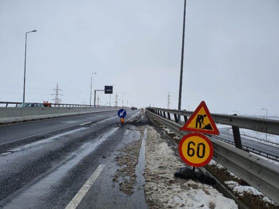 BRAȘOV. Restricții de viteză și de circulație pe Ocolitoare, pentru reparații temporare 1 indicatoare-ocolitoare (4)_286942.jpeg