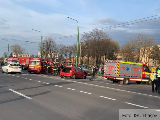 BRAȘOV. ULTIMA ORĂ. Accident în Triaj! (Galerie FOTO) 1 IMG-20210428-WA0019_287919.jpg