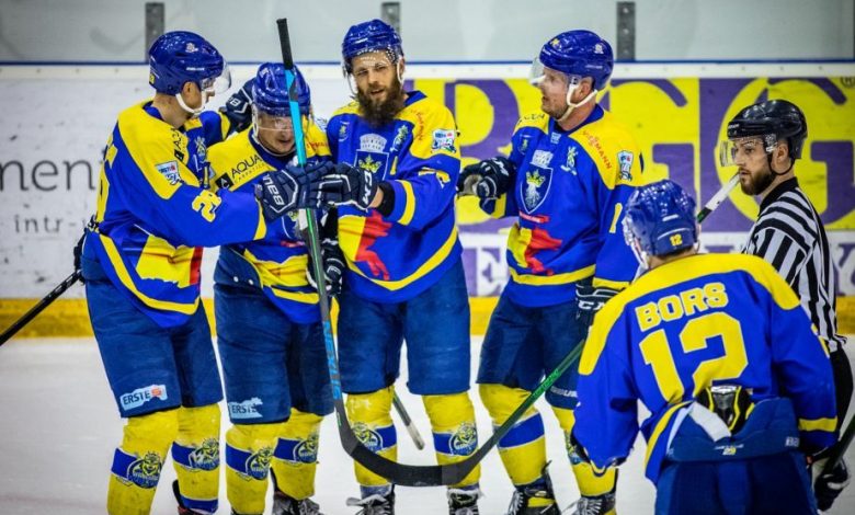 BRAŞOV - SPAIMĂ! Aproape de o tragedie pe gheaţa Patinoarului „Olimpic” / „Lupii”, în faţă în semifinala Ligii Naţionale la hochei pe gheaţă 1 corona_399.jpg