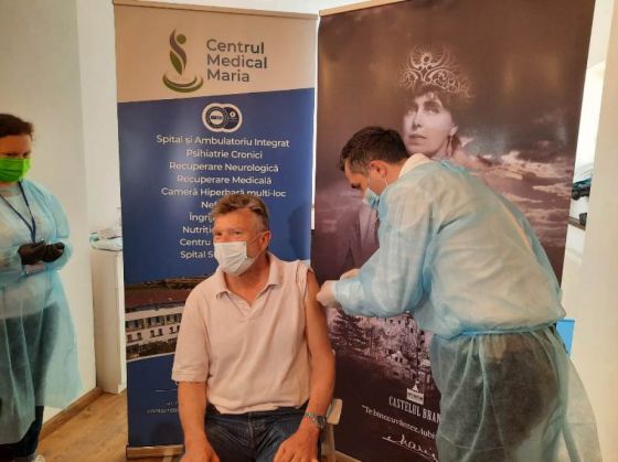 COVID-19 BRAȘOV. Înțepați la Bran, la locul de muncă și în cabinetul medicului de familie 1 Gheorghita-Bran_288189.jpeg